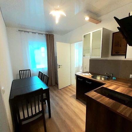 Modernes Apartment Metzingen 2 Ройтлинген Экстерьер фото