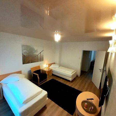 Modernes Apartment Metzingen 2 Ройтлинген Экстерьер фото