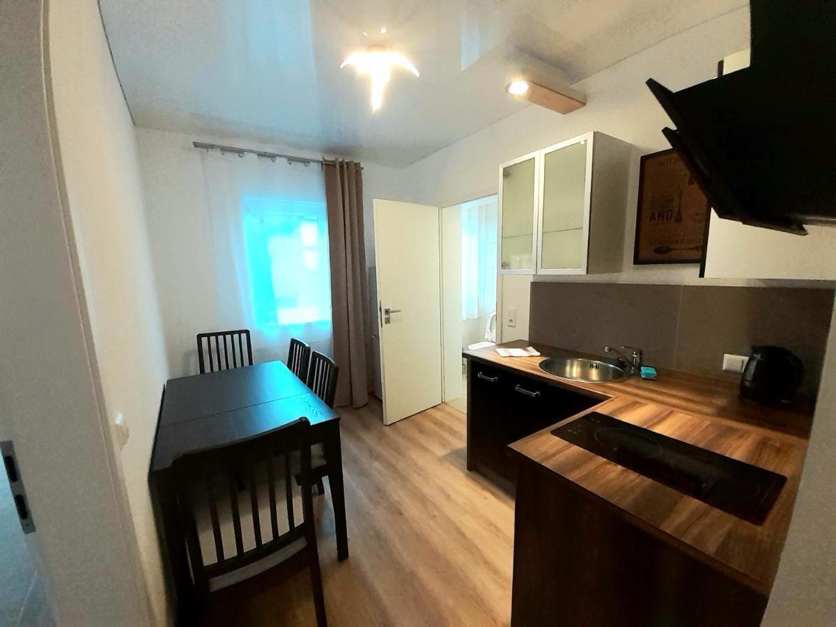 Modernes Apartment Metzingen 2 Ройтлинген Экстерьер фото