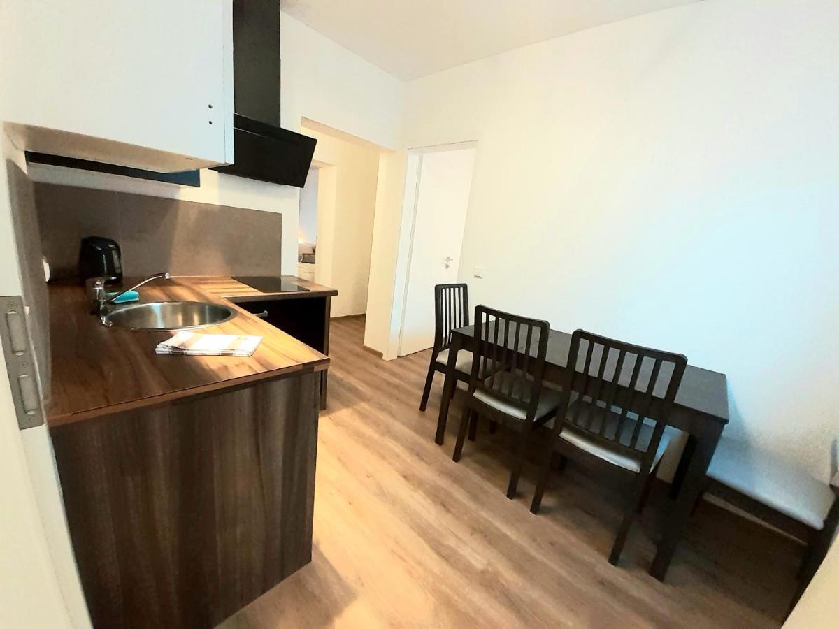 Modernes Apartment Metzingen 2 Ройтлинген Экстерьер фото